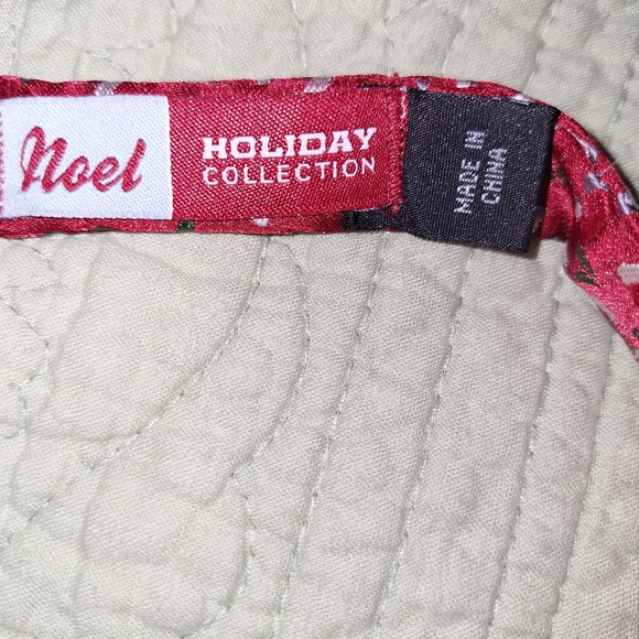 The Christmas Collection Tie And Holiday Collection Bow Tie - Picture 6 of 9